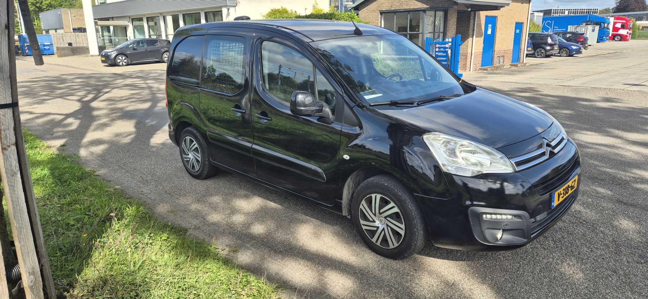 Citroën Berlingo 1.6 HDi Automaat | FULL OPTIONS | Camera | Navi