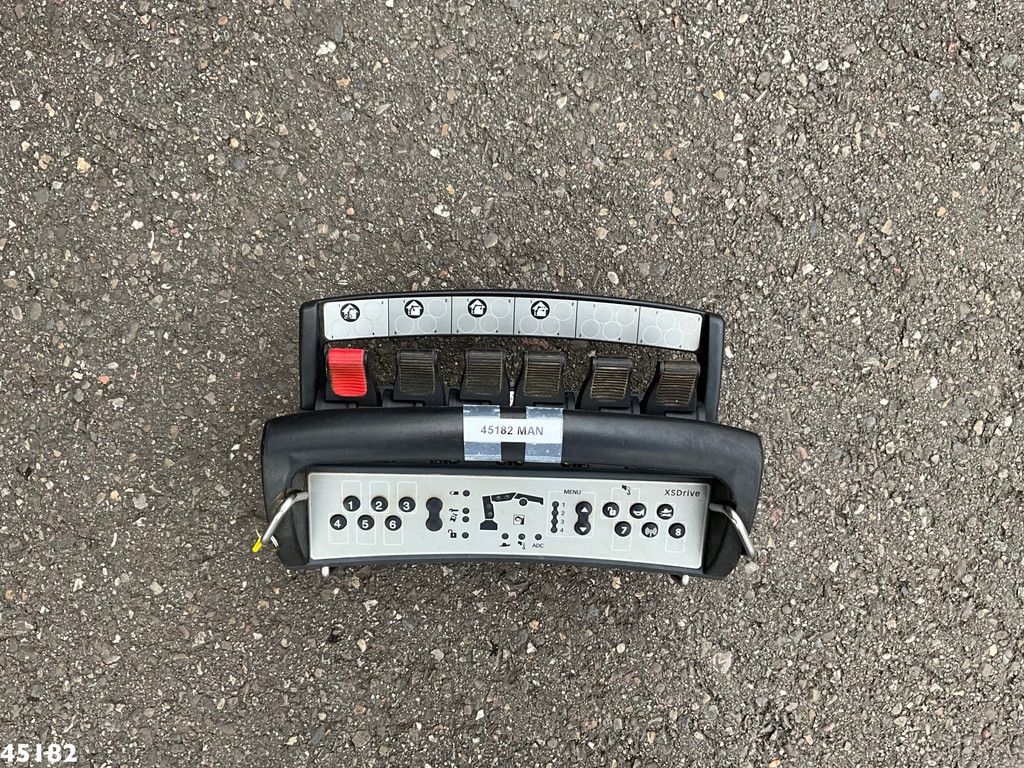 Man TGM 13.290 4x4 Hiab 9 Tonmeter laadkraan Just 222.472 km!