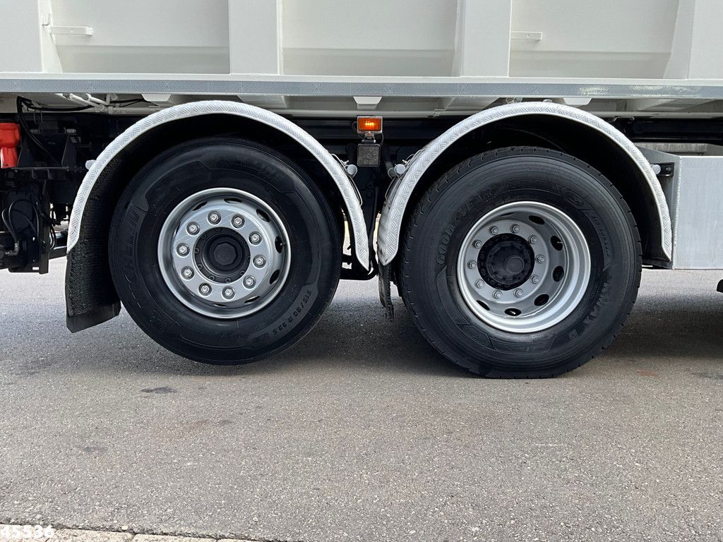 Scania P 340 Euro 6 CNG HMF 25 Tonmeter laadkraan