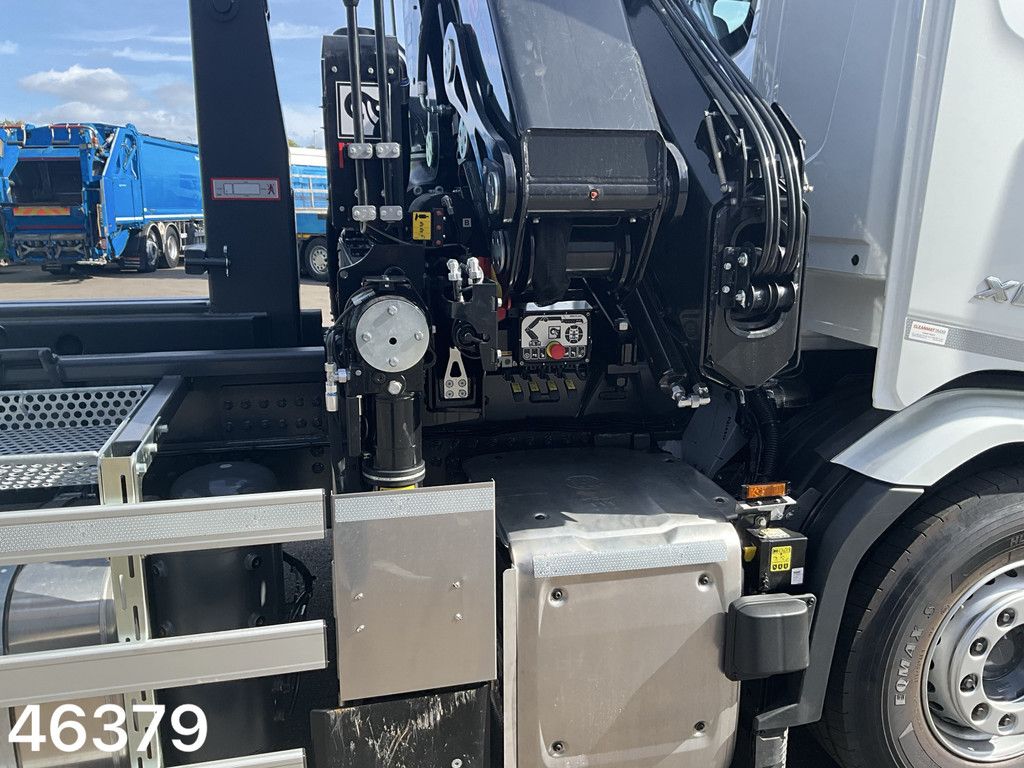 DAF FAQ XD 450 8x2 Hiab 26 Tonmeter laadkraan