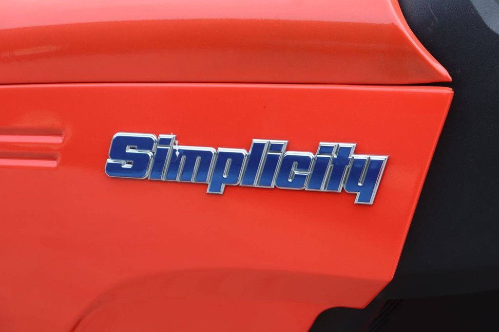 Aufsitzmäher Simplicity Benzin 12kW 2023 Neu