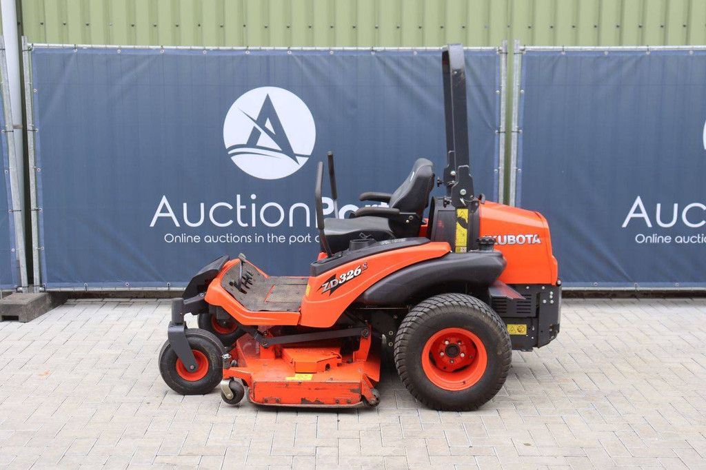 Aufsitzmäher Kubota ZD326S Diesel 2013