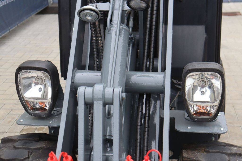Articulated loader Giant G1500HD Diesel 24kW 2017