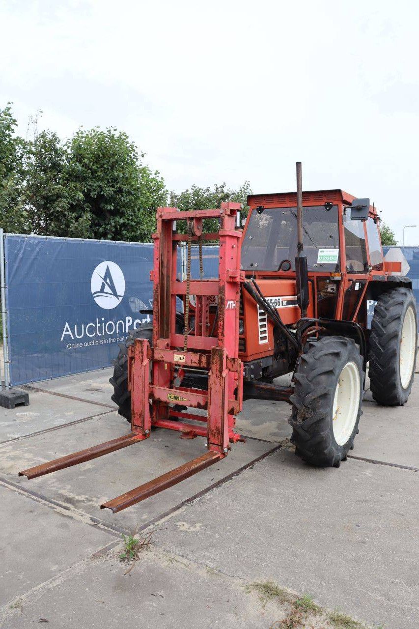 Traktor Fiat Agri 65-66DT Diesel 48 kW, Baujahr 1990, mit Hubmast
