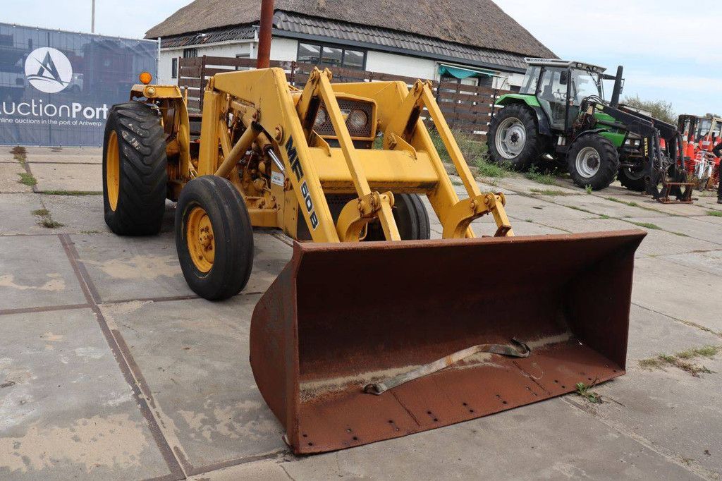 Massey Ferguson MF50B Diesel-Traktor, 69 PS, mit Frontlader, Baujahr 1985