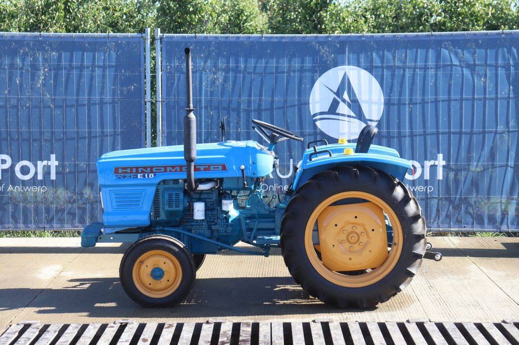 Kleintraktor Hinomoto E18 Diesel 18 PS