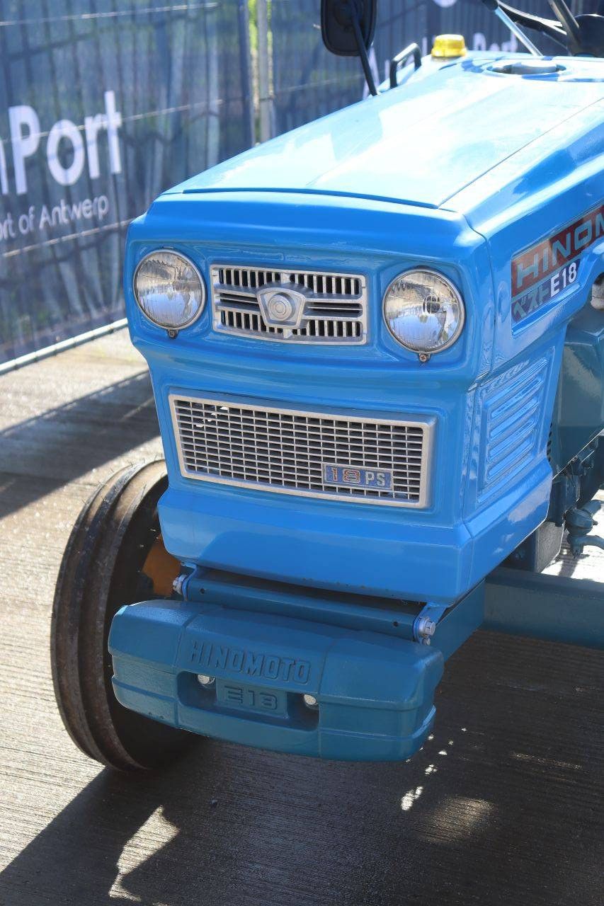 Kleintraktor Hinomoto E18 Diesel 18 PS