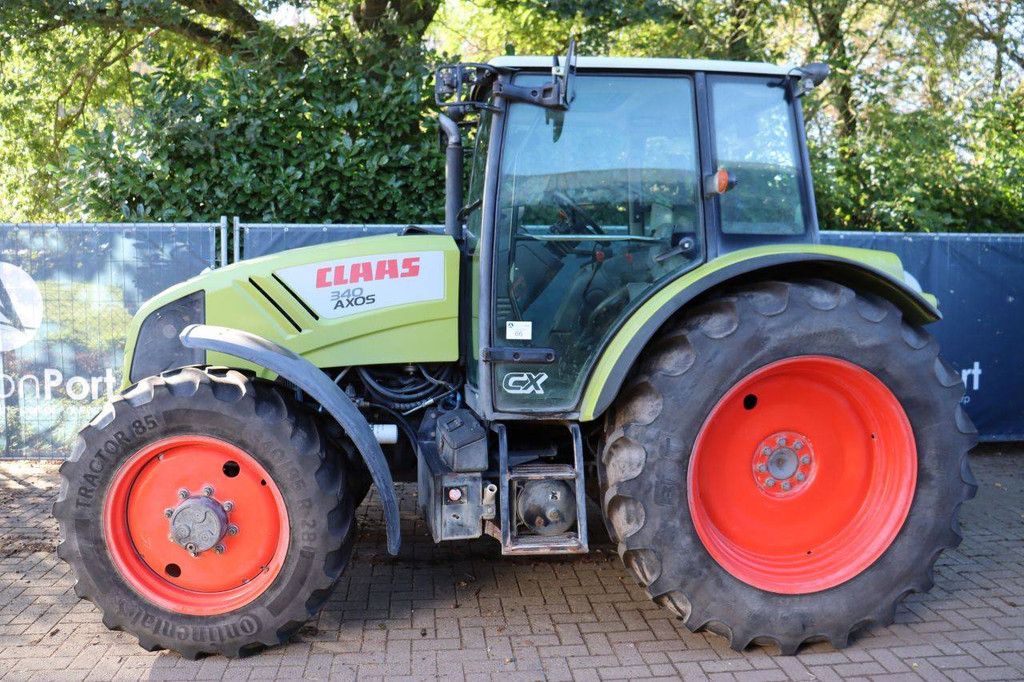 Tractor Claas 340 AXOS Diesel 2011