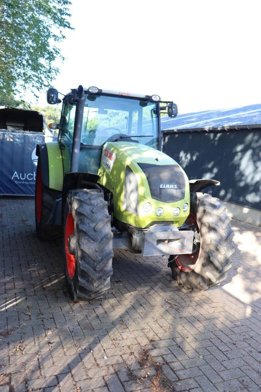 Tractor Claas 340 AXOS Diesel 2011