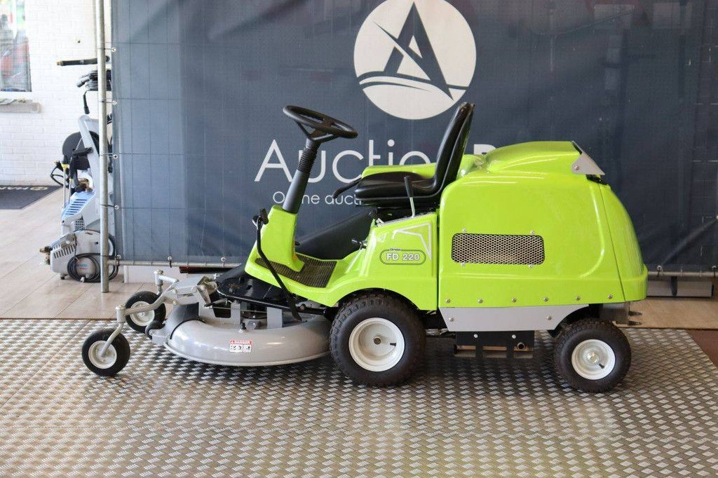 Aufsitzmäher Grillo FD 220R Benzin 11,9 kW 2019 Neu