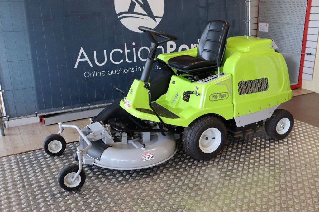 Aufsitzmäher Grillo FD 220R Benzin 11,9 kW 2019 Neu