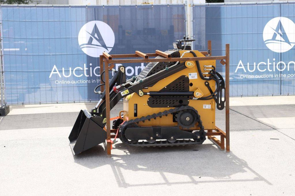 Delano T360 Skid Steer Loader Petrol 18hp 700kg 2026 New