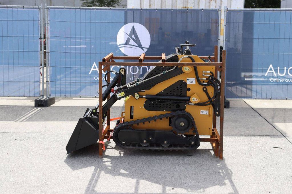 Delano T360 Skid Steer Loader Petrol 18hp 700kg 2026 New