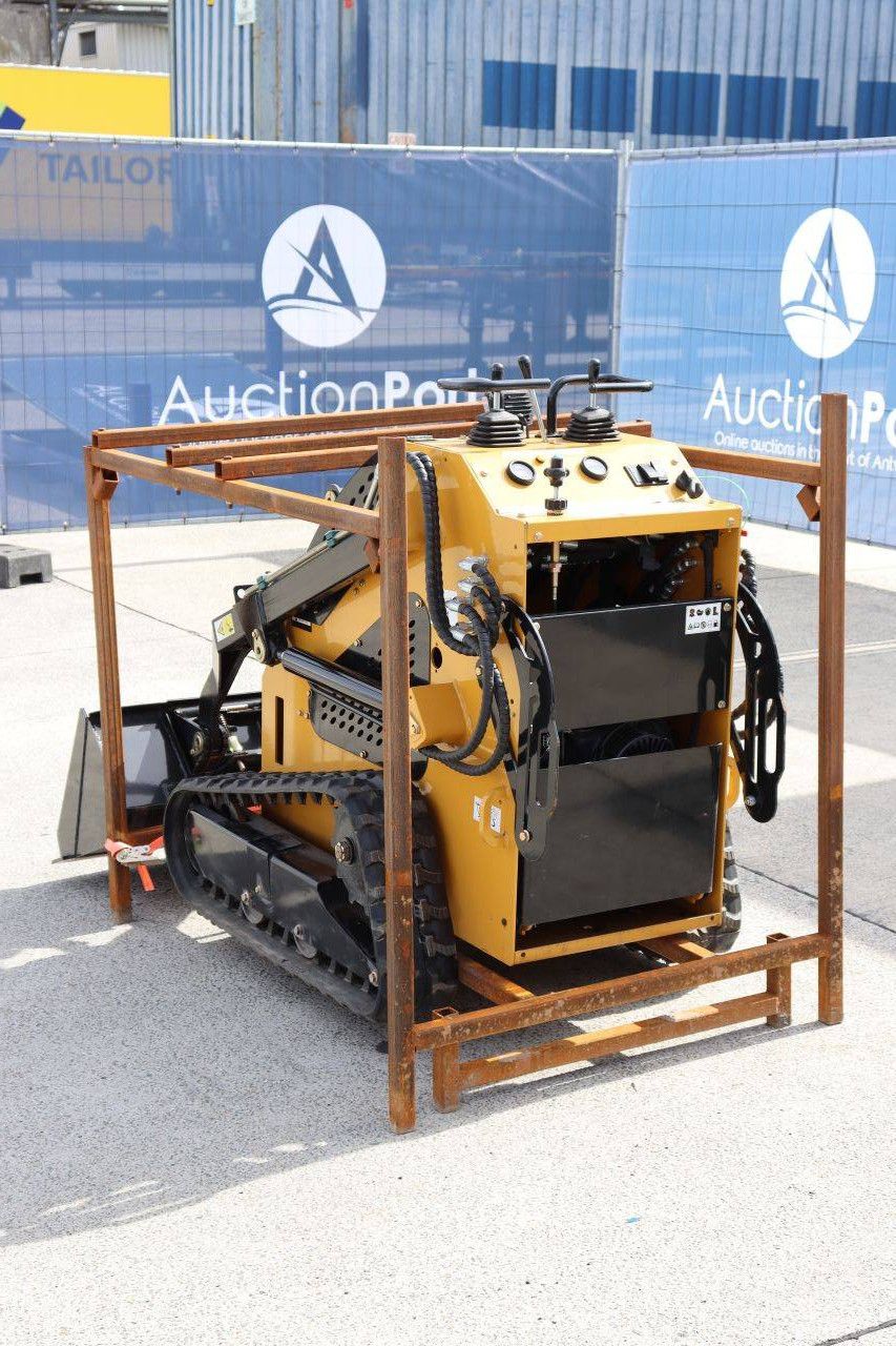 Delano T360 Skid Steer Loader Petrol 18hp 700kg 2026 New