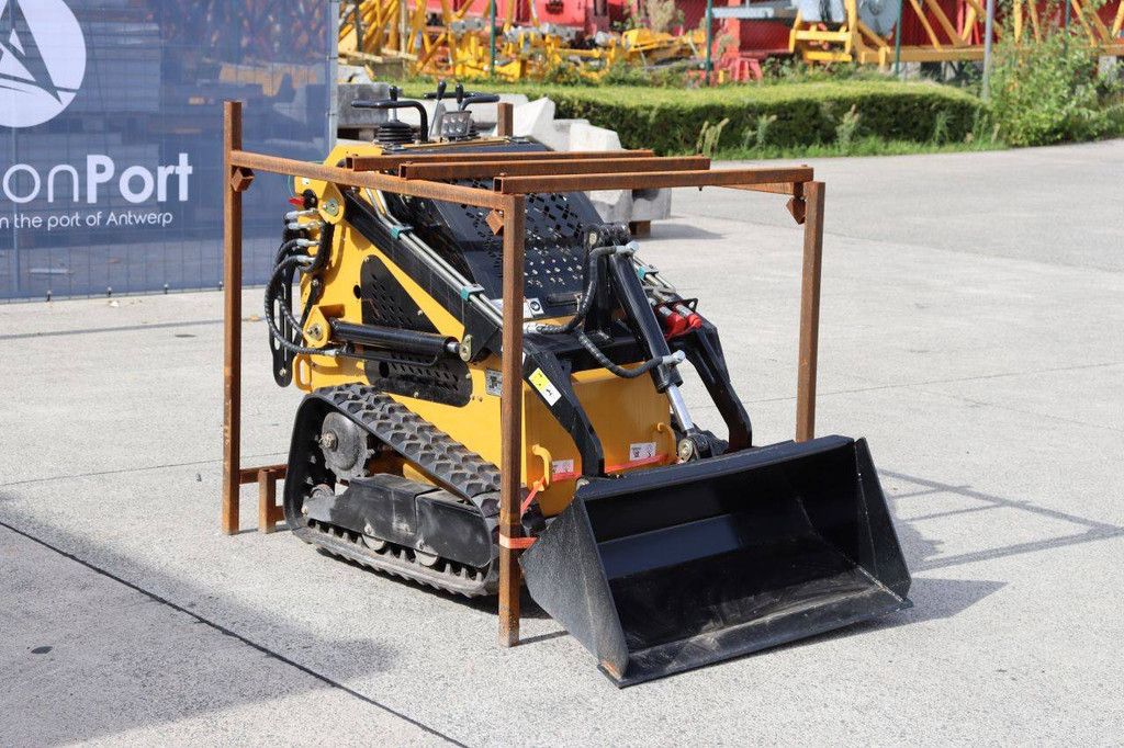 Delano T360 Skid Steer Loader Petrol 18hp 700kg 2026 New