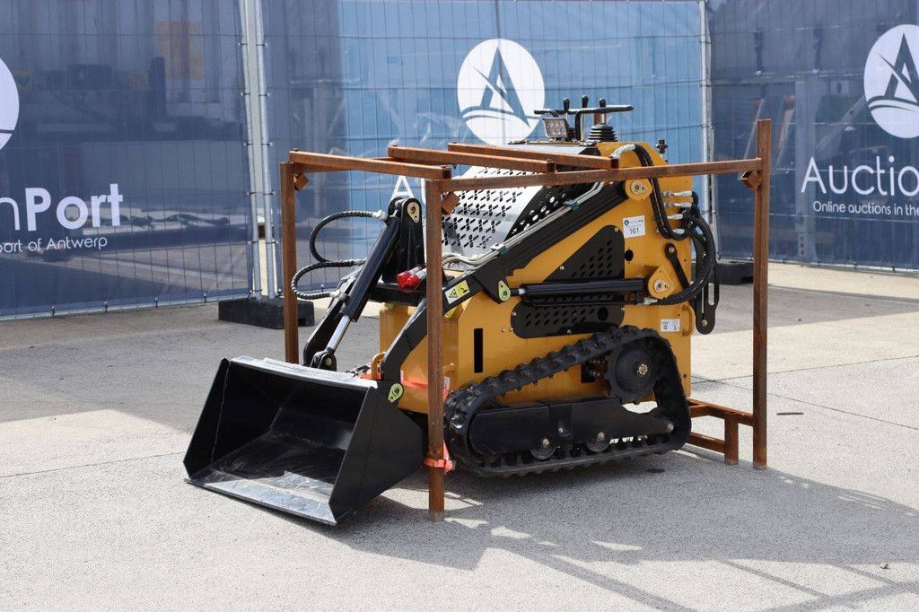 Delano T360 Skid Steer Loader Petrol 18hp 700kg 2026 New