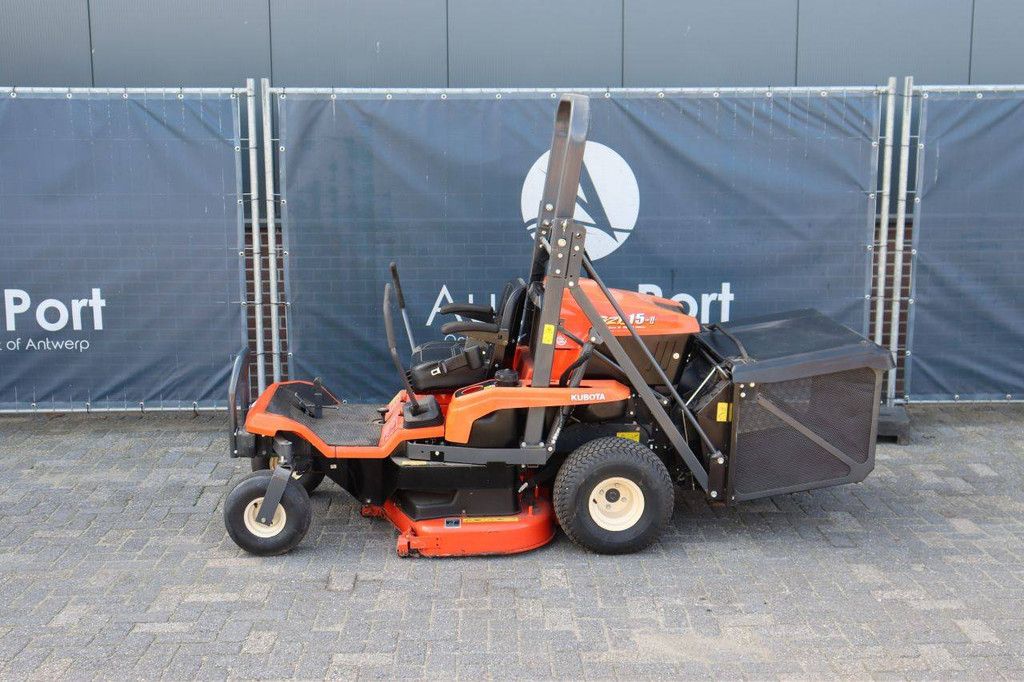 Ride-on mower Kubota GZD15-3HD-S5 Diesel 11.2kW 2020 (Margin)