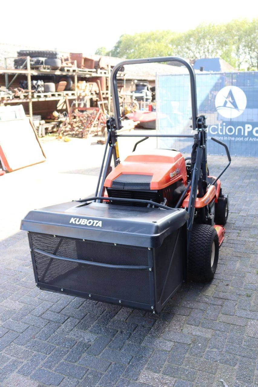 Ride-on mower Kubota GZD15-3HD-S5 Diesel 11.2kW 2020 (Margin)