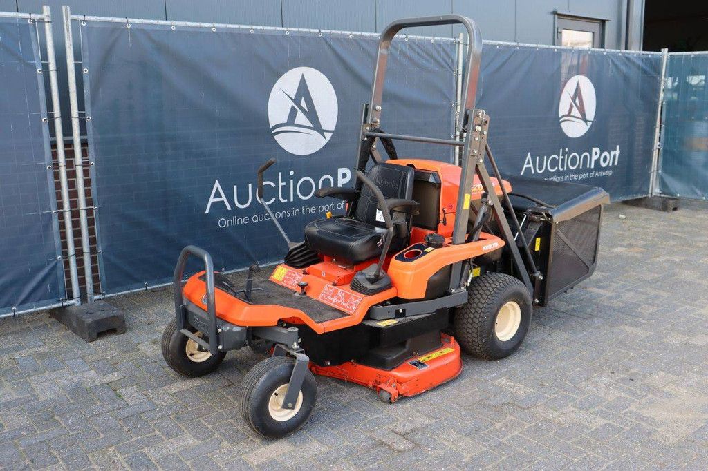 Ride-on mower Kubota GZD15-3HD-S5 Diesel 11.2kW 2020 (Margin)