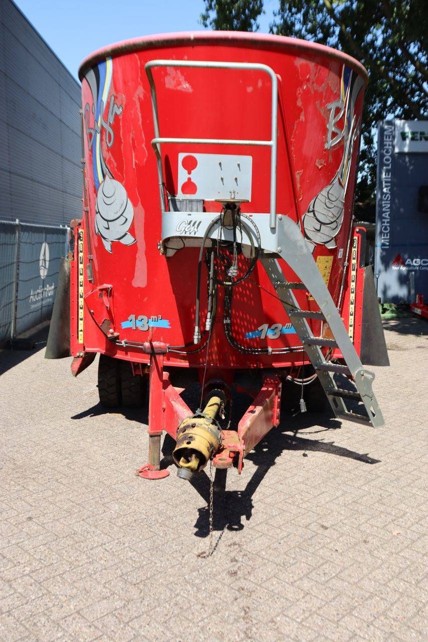 Feed mixer Peecon VMF 130 2012