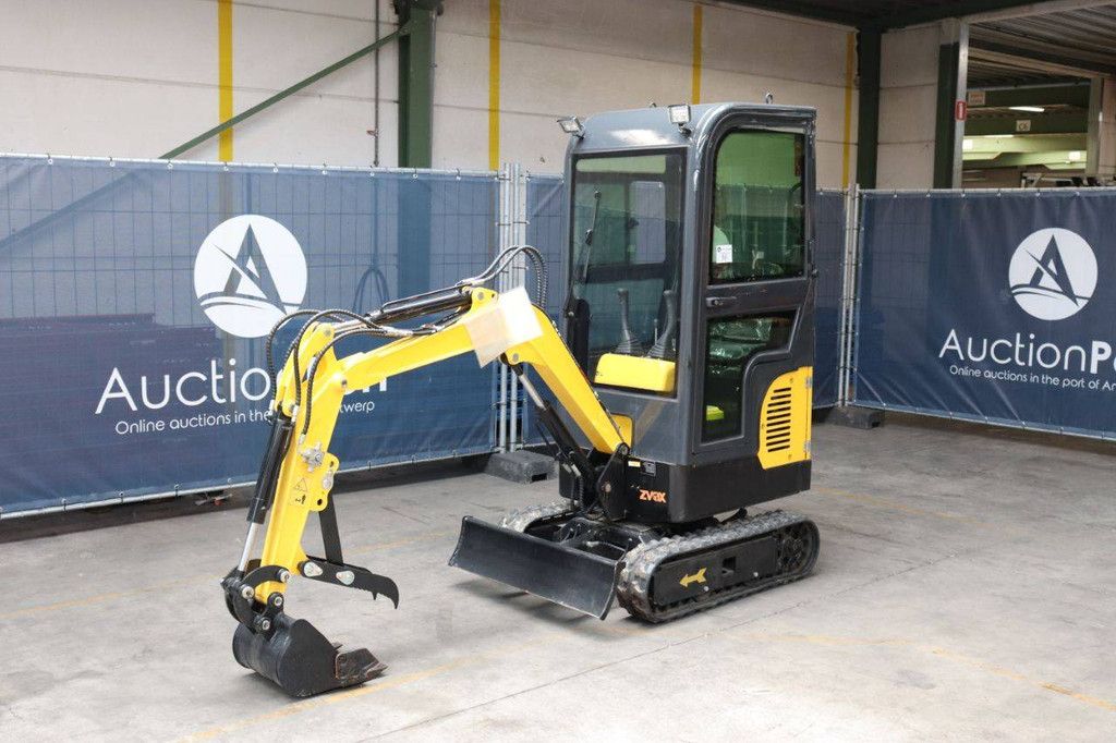 Mini excavator ZVOX ME15 Petrol 15hp 2025