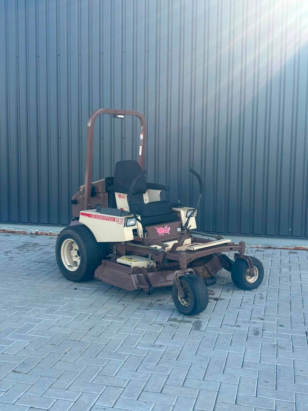 Ride-on mower Grasshopper 312D-52 Diesel 2009