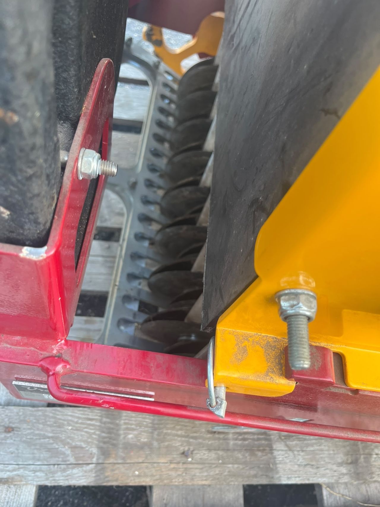 Vredo turf fix 63 cm doorzaaimachine tuin en park bj 2022