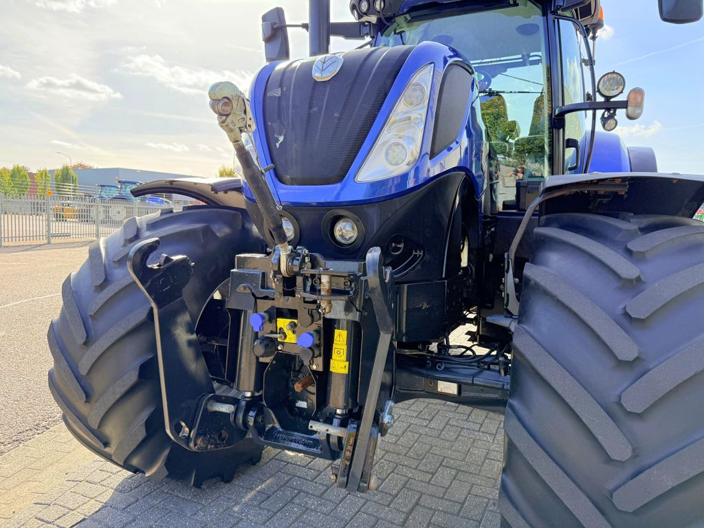 New Holland T7.270AC Stage V Blue Power