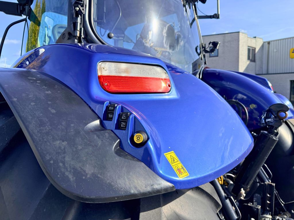 New Holland T7.270AC Stage V Blue Power