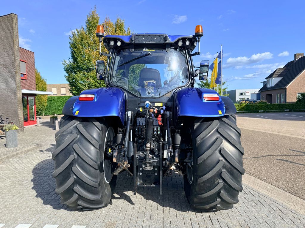 New Holland T7.270AC Stage V Blue Power