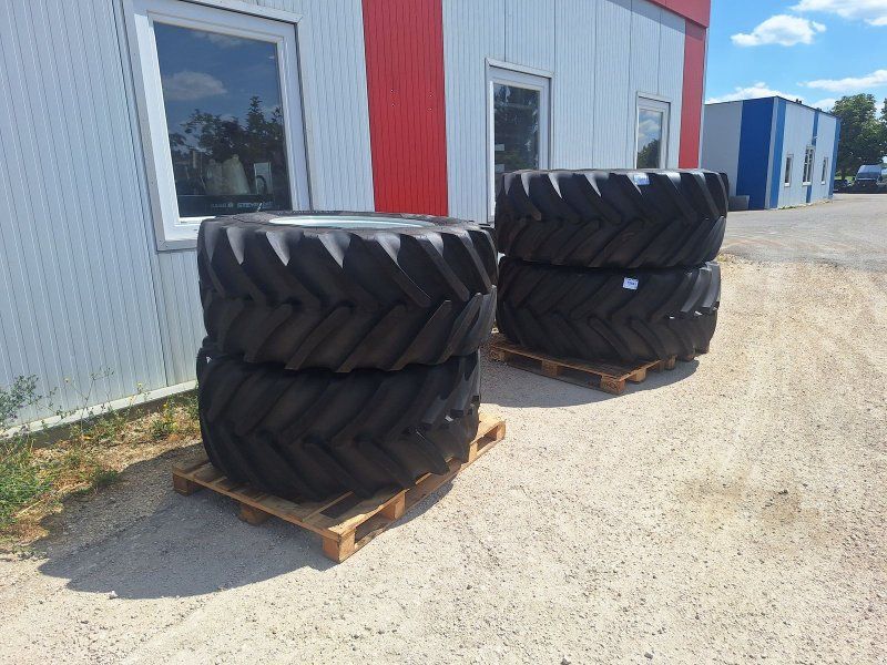 Michelin 710/60R42+600/60R30 AXEOBIB