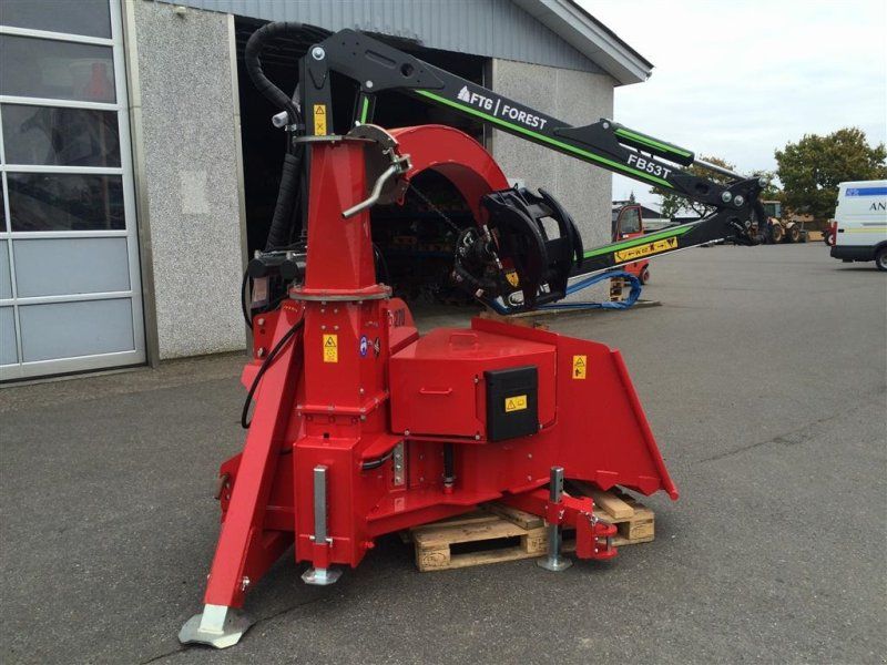 TP 270 K Med FTG Forest kran