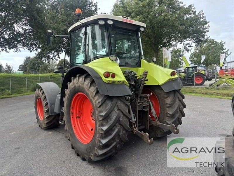 Claas ARION 620 CIS