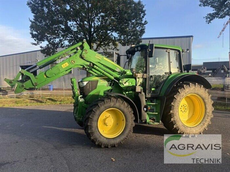 John Deere 6120 M