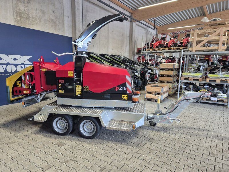 TP 216 Mobile-Tandem Holzhäcksler / Holzhacker mit Dieselmotor und