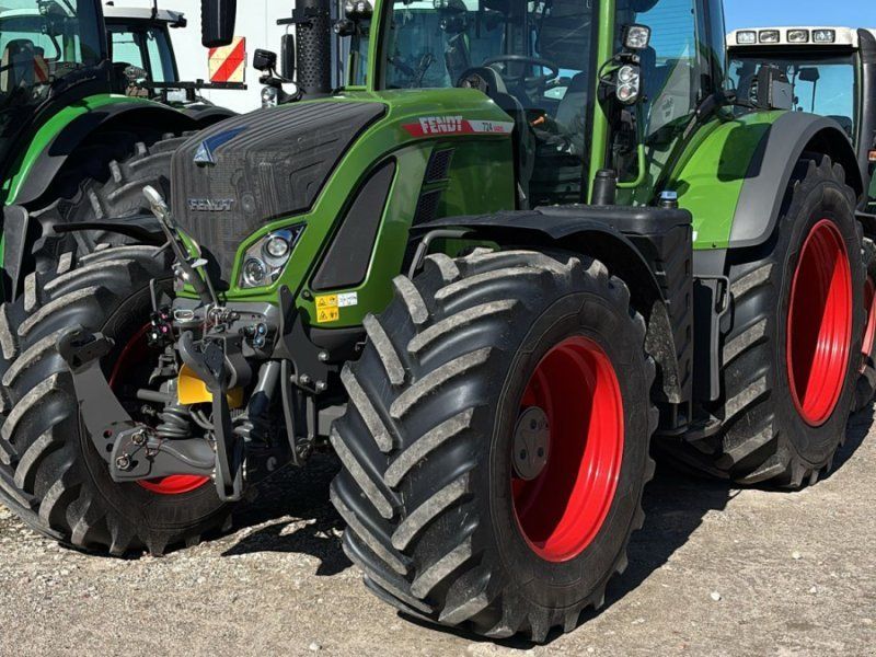 Fendt 724 Vario Gen6 Profi+
