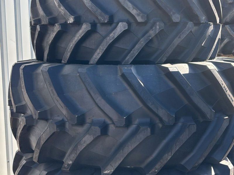 Fendt 600/65R34 u. 710/70R42 Trelleborg