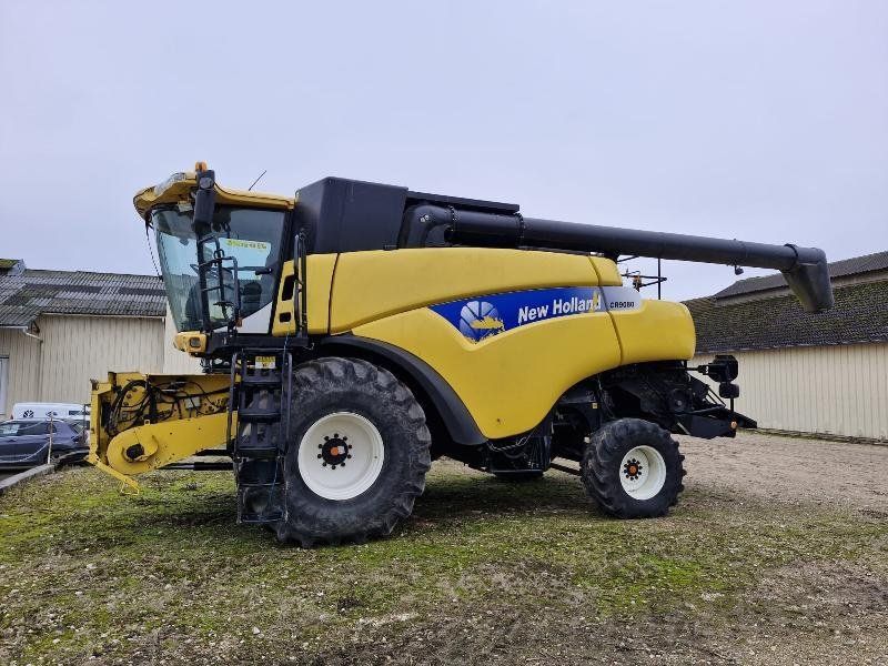 New Holland CR9080