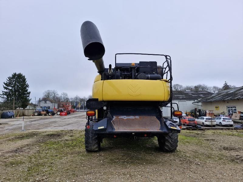 New Holland CR9080