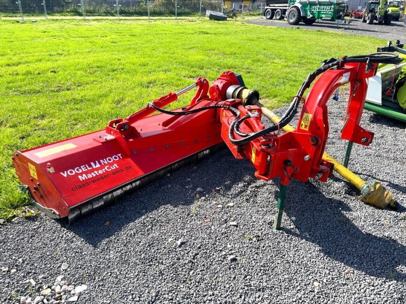 Vogel & Noot MasterCut SA / SGR 250, Seiten Böschungs Mulcher, Schlegelmulchg