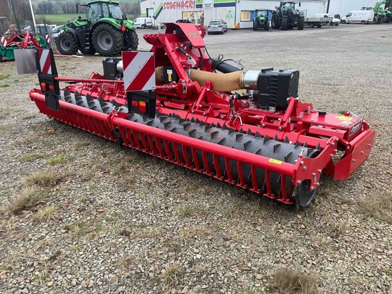Kverneland Herse rotative FOLD ADVANCE 4.5M