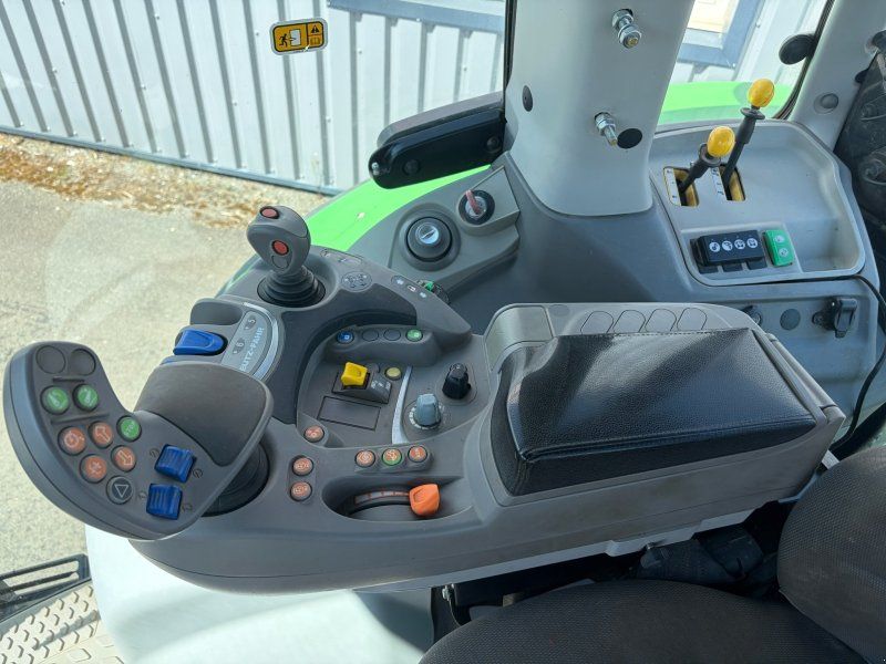 Deutz-Fahr Tracteur agricole SERIE6AGROTRON 6175 RCSHIFT (C)