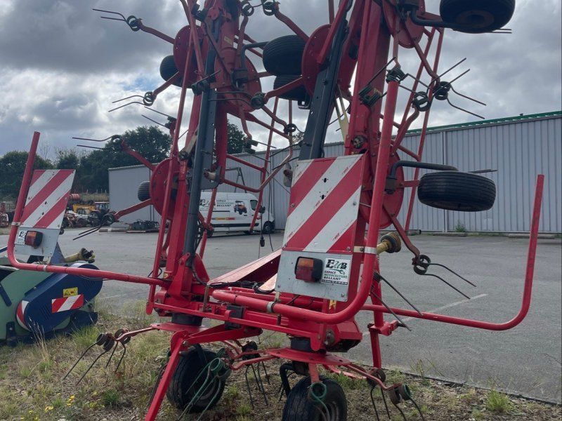 Kverneland Faneuse KV8090 .