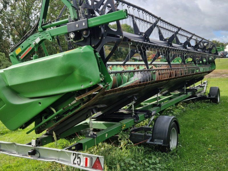 John Deere 630X mit Wagen