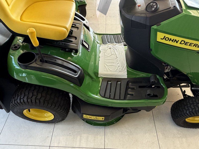 John Deere X117R