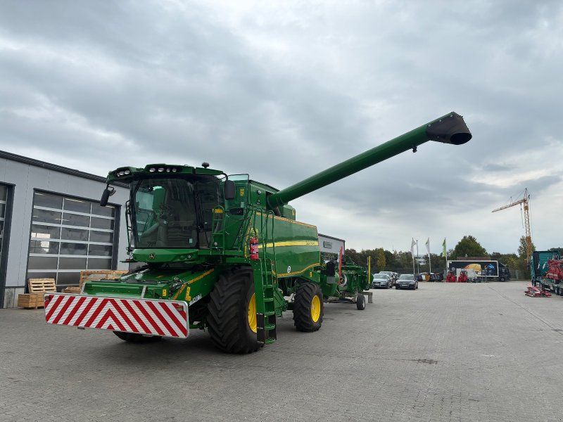 John Deere T 560 i