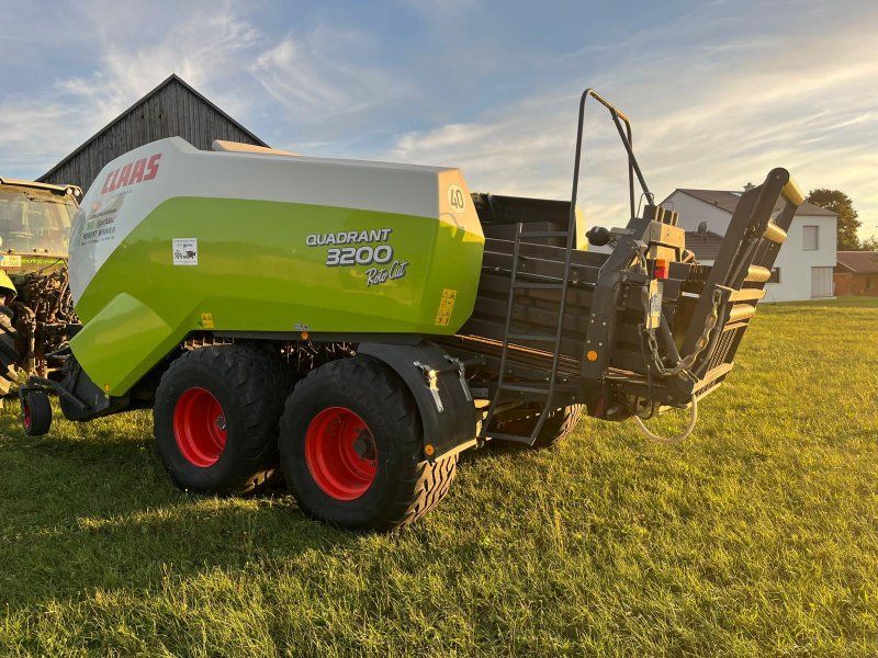 Claas Quadrant 3200 RC