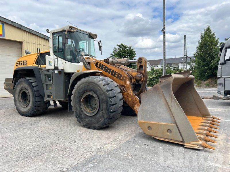 Liebherr L 566 XPower