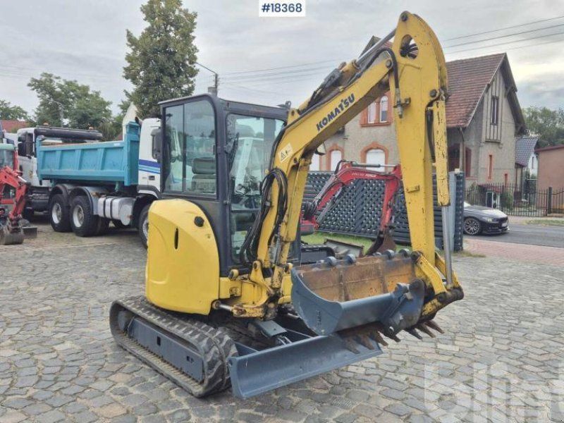 Komatsu PC26MR-3