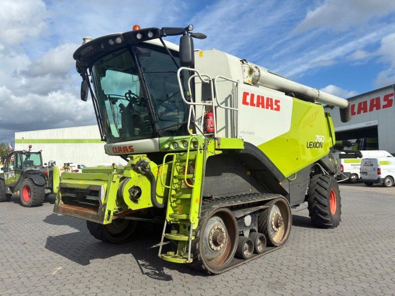 Claas Lion 760 TT + V1050